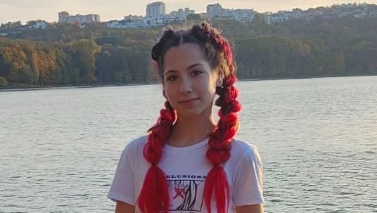 Să-i oferim Valentinei șansa de a participa la concursul internațional