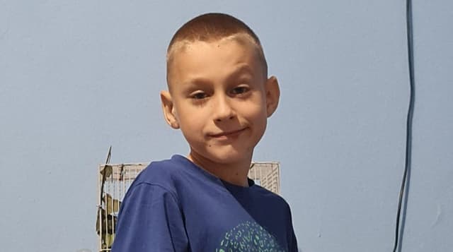 Să îl ajutăm pe Simion cu îmbrăcăminte și încălțăminte