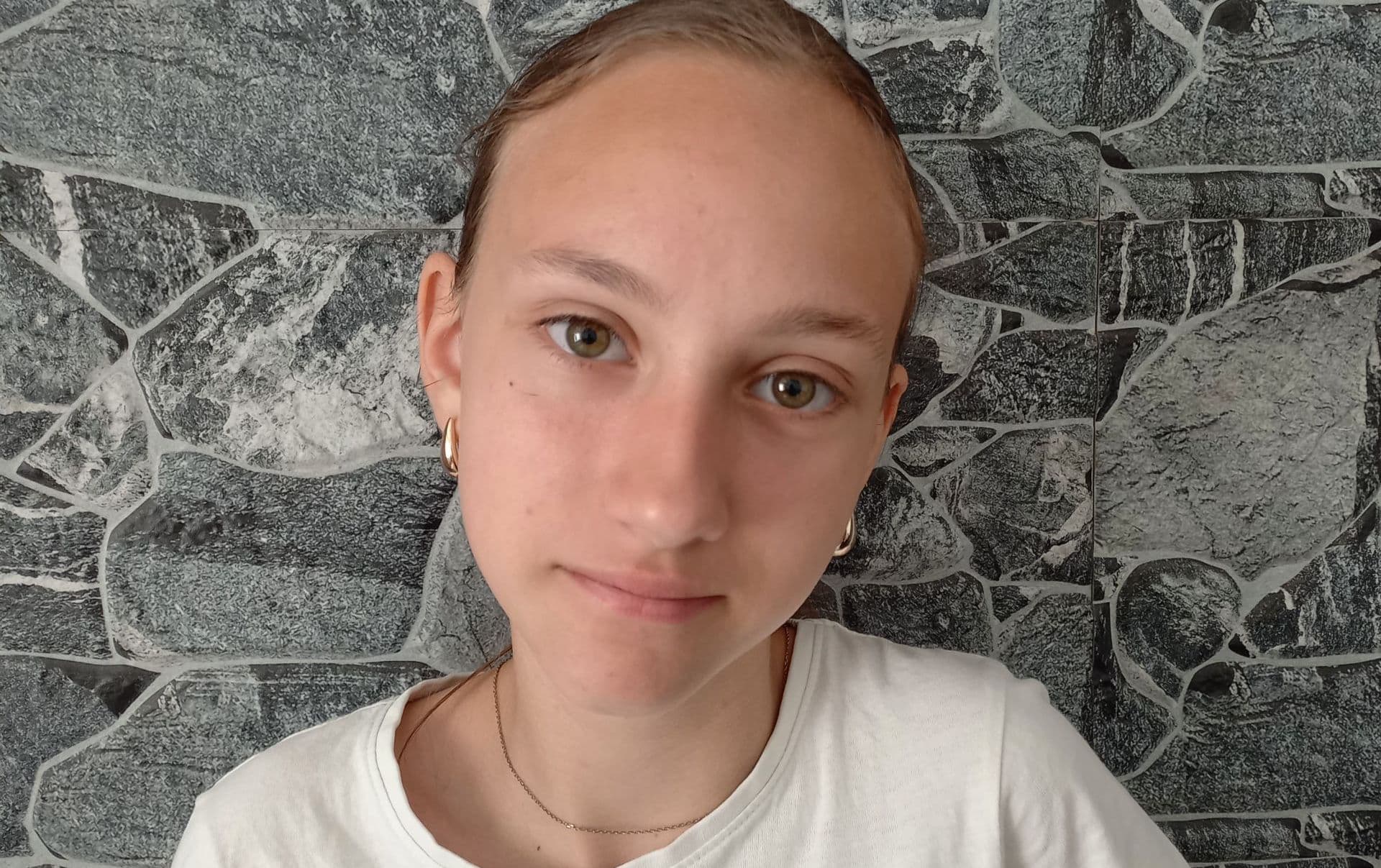 Ionela așteaptă cu nerăbdare vacanța la tabără