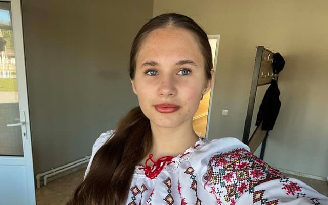 Alexandra dorește să avanseze în limba engleză