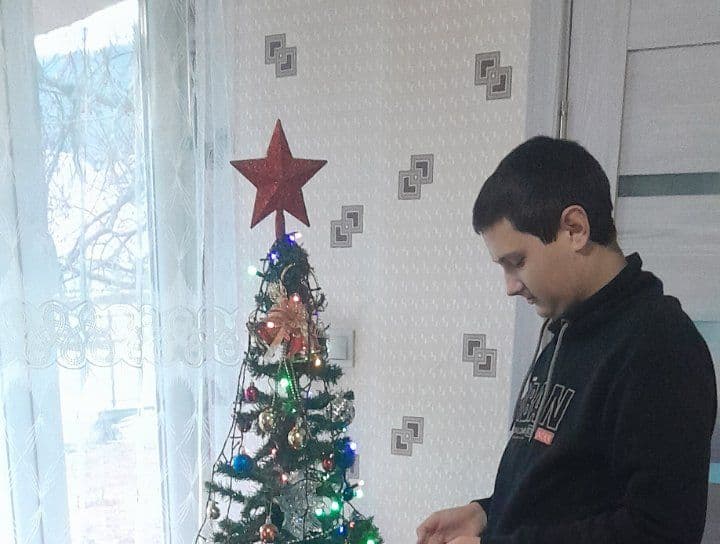 Denis are nevoie de cărucior special