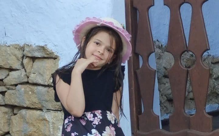 Costumul popular e un vis pentru Gabriela