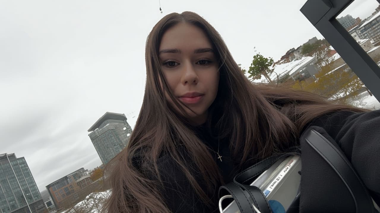 Ajut-o pe Nicoleta să-și continue studiile
