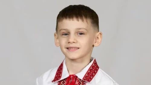 Domenic are nevoie de terapie ABA