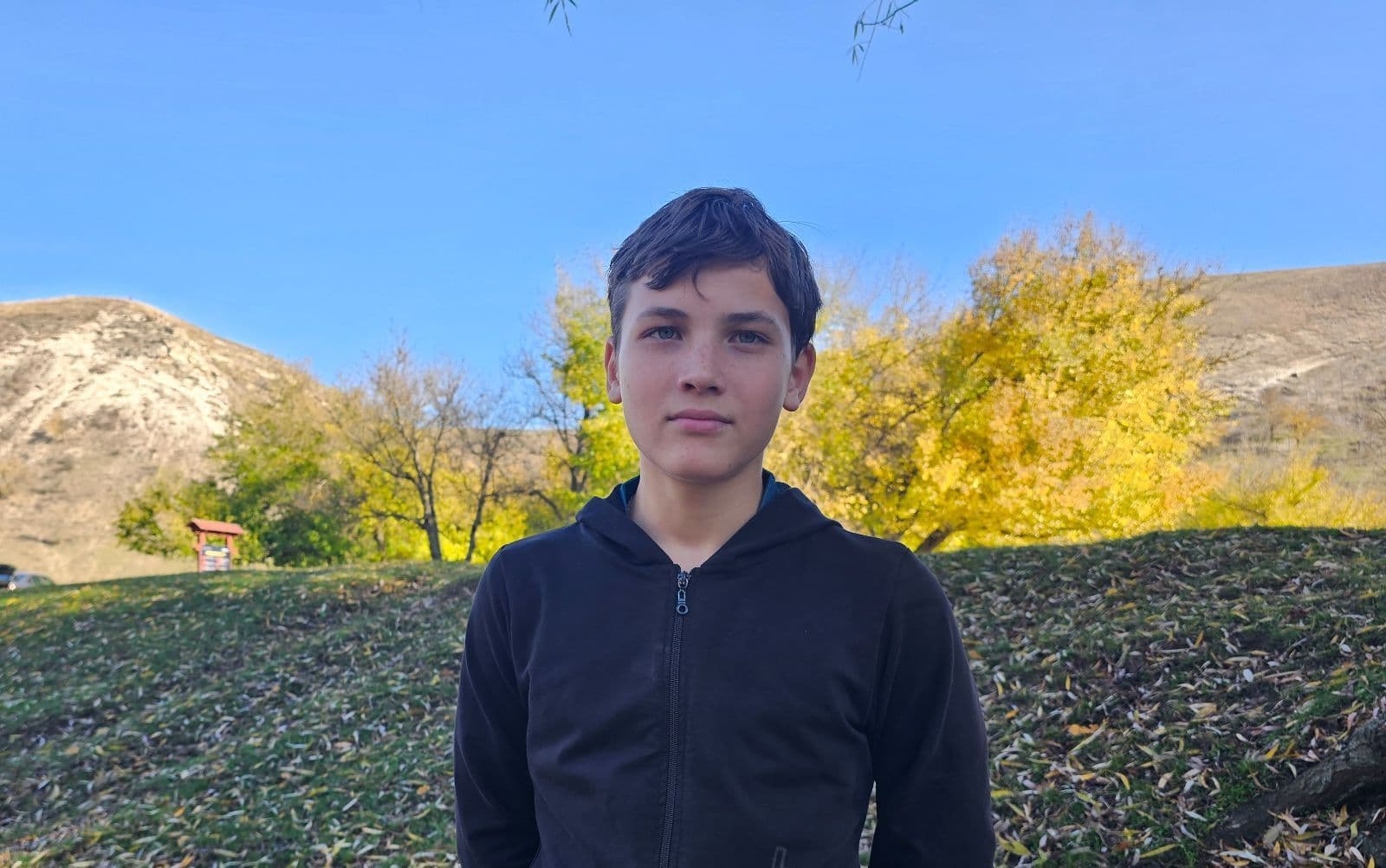 Daniil are nevoie de îmbrăcăminte de iarnă