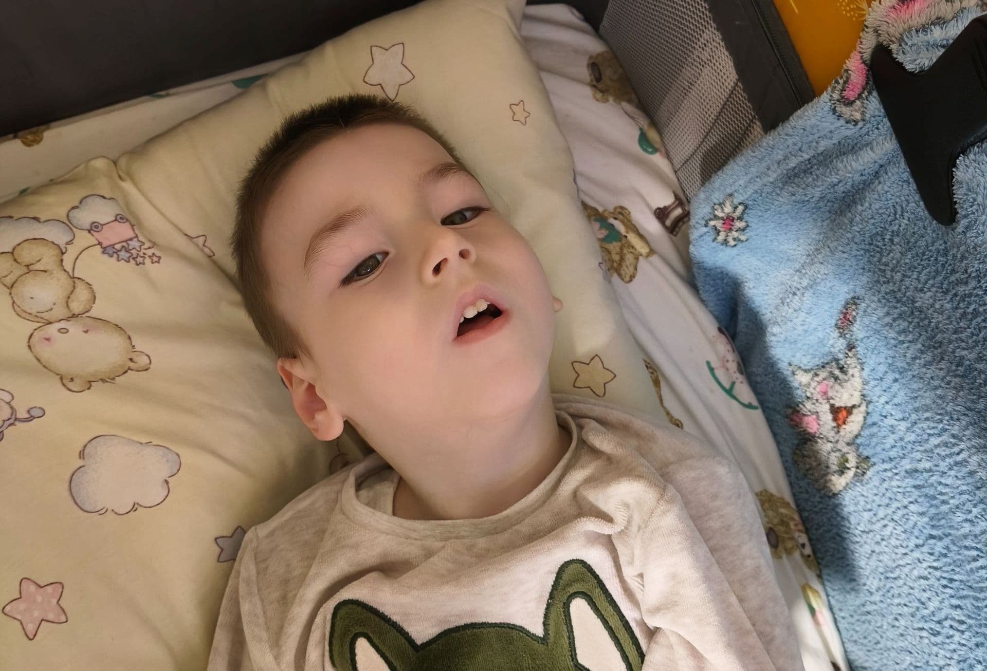 Un mare ajutor pentru Pavel ar fi un scaun de reabilitare specializat
