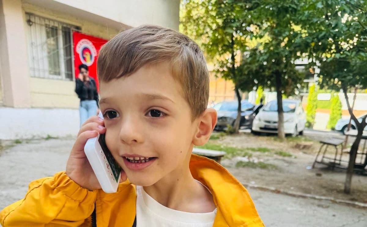 David are nevoie de susținere pentru terapii