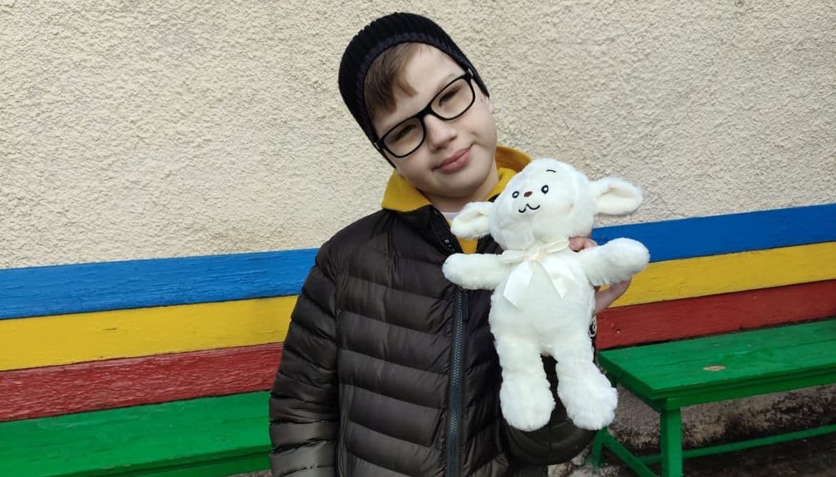 Un mare ajutor pentru Matei ar fi şedinţele de terapie ocupaţională