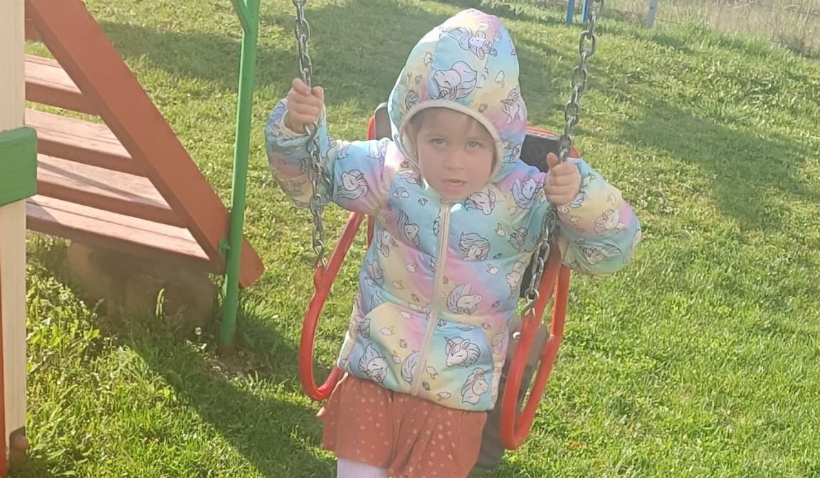 Să o susținem pe Daria cu un pachet alimentar